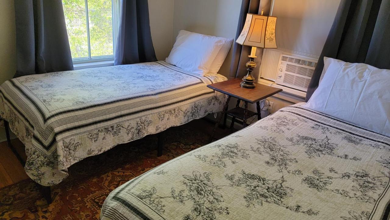 Hawks House Inn Walpole Экстерьер фото