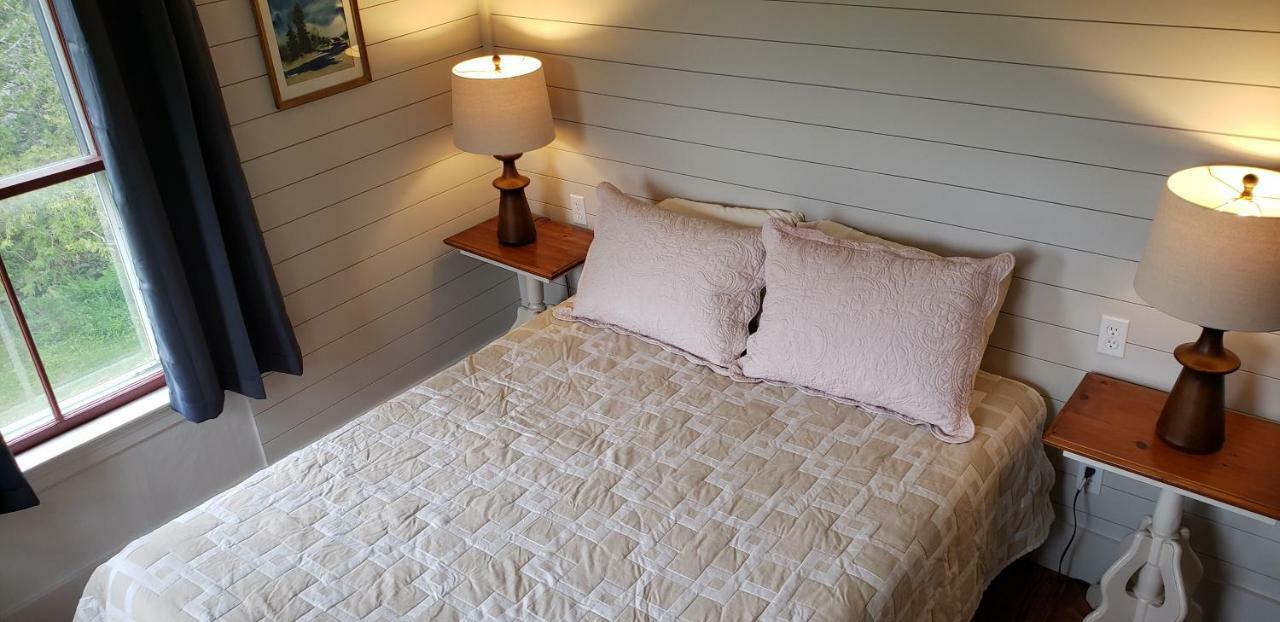 Hawks House Inn Walpole Экстерьер фото